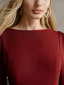 MOTF PREMIUM Vestido corto de diseño elegante con mangas largas plisadas y cuello de barco - Burdeos - Ver 2