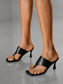 SHUZIA Women's Toe Ring Thick Band Thong Heeled Sandals - Black - View 2