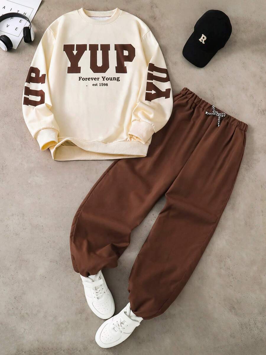 SHEIN Coolqubz 2件組青少年男孩時尚棕色運動衫長褲套裝，圖案印花時尚街頭風寬鬆款，柔軟舒適，適合夏季、學校、六年級