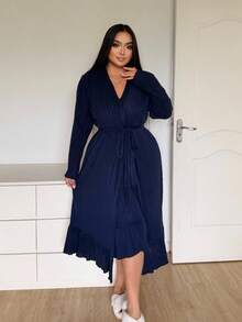 Napfluff CURVE Napfluff CURVE طقم قميص نوم وكاميول وكيمونو نسائي كاجوال محبوك مضلع مقاس كبير - أزرق بحري - مشاهدة 6
