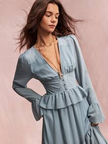 Willow Rêve Women's Dusty Blue V Neck Long Sleeve Maxi Dress Lace Patchwork Ruffle Peplum Tiered Hem Romantic Elegant Autumn Wedding Brunch Tea Party Gown - Green - View 5