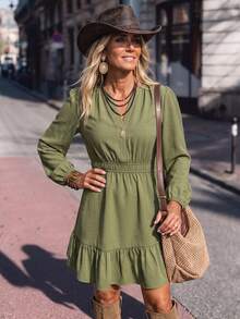 LanaWest Vestido de mujer verde con cuello en V, fruncido, manga larga, cintura elástica, bajo con volantes, línea A, unicolor, efecto terciopelo, estilo occidental casual, elegante, para ir al trabajo, otoño/invierno, LilyWest - Verde - Ver 3