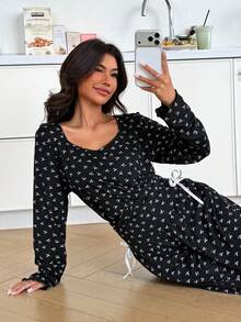 ZzzCrew طقم بيجامة نسائي مريح جداً بأسلوب الفتيات مع فيونكة - الأسود - مشاهدة 6