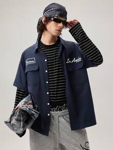 Manfinity Streetrush Men's Loose Fit Utility Pocket Design Casual Shirt, Blue Button-Up Short Sleeve Multi Streetwear - Navy Blue - View 1