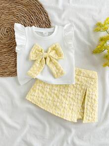 SHEIN 6-9M-2-3Y 嬰兒女童兩件套，甜美藍色花卉提花布料蝴蝶結裝飾荷葉袖圓領上衣 & 鬆緊腰藍色開衩下擺短褲，適合日常穿著、派對及其他場合 - 黃色 - 查看 4