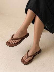 HighSole Sandalias tipo chanclas suaves de color marrón, Chanclas planas para mujer - Marrón - Ver 3
