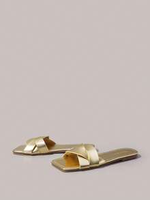 Styleloop Sandal Wanita Klasik Sederhana Bergaya Fashion dengan Ujung Persegi, Desain Minimalis, Tali Tipis, Kombinasi Tali, Gaya Liburan, Sepatu Komuter, Luar Ruangan, dan Liburan Musim Panas - Emas - View 9