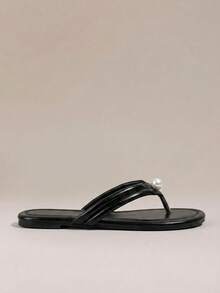 HighSole Women's Pearl Round Toe Flat Elegant Summer Black Upper Flat Toe-Post Slippers - Black - View 2