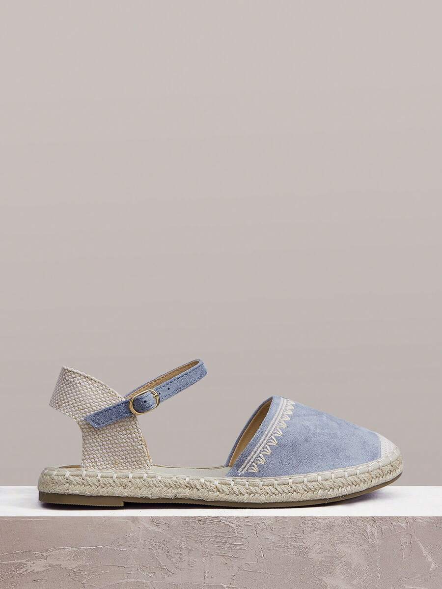 Styleloop Ladies Blue Bohemian Vacation Embroidered Strap Hemp Rope Flat Shoes - Blue - View 1