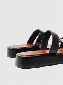 HighSole Women Shoes Color Matching Toe Ring Design Open Toe Thick Sole Flat Heel Simple Elegant Fashion Versatile   Women Sandals Slippers Commuting Shopping Vacation Wear Summer - Black brown - View 4