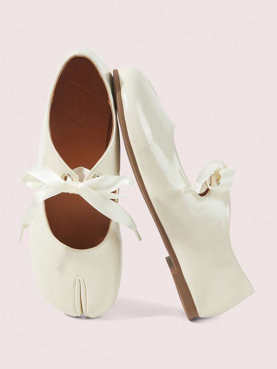 CUCCOO DOLLMOD Women's Lace Up Side Bow Tabi Mary Jane Flats Off White Casual Slip On Ballet Flat Shoes Fall Shoes - Beige - View 1