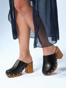 Solezae Women's Minimalist Thick Platform Slip-On Pumps With Rivets Decor Summer Shoes - Black - View 3