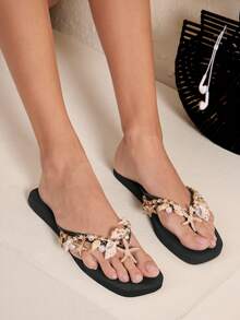 VACAZURE Women PVC Thong Flat Bling Chic Tropical Everyday Black Seashell Flip Flops - Black - View 4