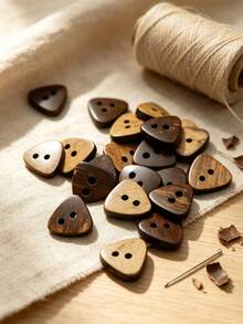 Botones triangulares de 2 orificios de cáscara de coco natural, botones de coco irregulares de dos tonos para ropa, costura, accesorios de manualidades DIY - Multicolor - Ver 6