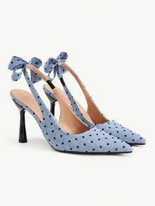 Light blue black dot