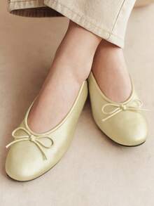 Light gold