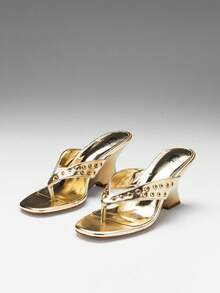SHUZIA Women's Elegant Minimalist Rivets Decor Thong Strap Wadge Sandals - Gold - View 6