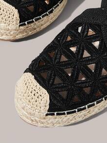 Styleloop Modische Damen-Flats in Schwarz mit Blumenstickerei, Hohldesign, Strohsohle und elastischem Band, geeignet für Outdoor, Urlaub und Shopping - Schwarz - Übersicht 7