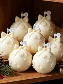 Muroi Mono Christmas Bow Tie Spherical Aromatherapy Candle, Snowflake&Star Patterns, With The Top Designed In An Exquisite Bow Tie Shape. Available In A Variety Of Soft Colors, It Is Suitable For Home Decoration And Creates A Warm And Healing Festive Atmosphere - Snowflake bow christmas ball - View 8