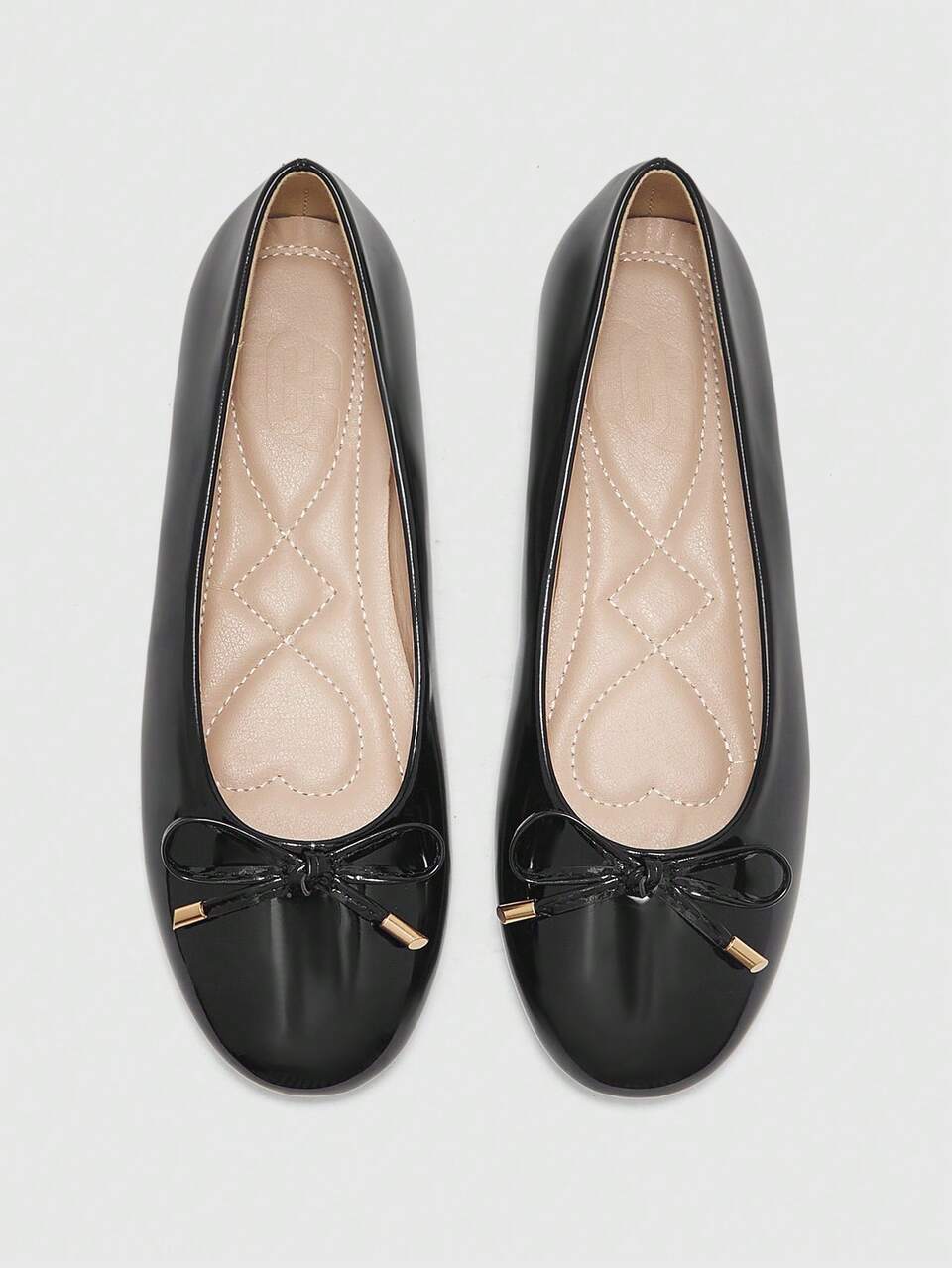 CUCCOO BIZCHIC New Black Flat-Bottomed Fashionable And Comfortable Versatile Women's Flat-Bottomed Shoes Fall Shoes