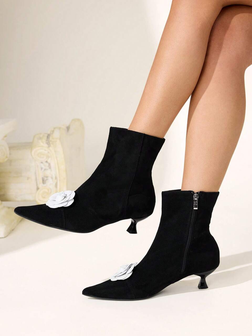CUCCOO CHICEST Women's Autumn/Winter New Camellia Floral Patchwork Pointed Toe Kitten Heel Boots