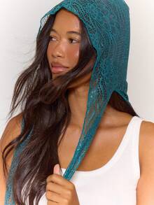 MUSERA Embroidered Patterened Headscarf
French Retro Lace Headscarf, Dark Green Hollow Design, Ambient Decorative Accessories - Dark Green - View 4