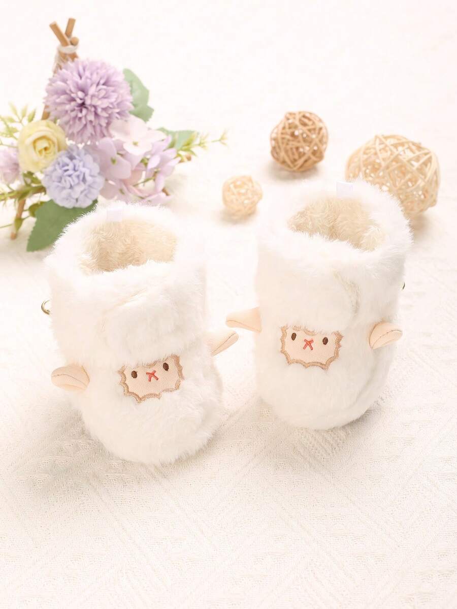 SHEIN Winter Soft-Soled Baby Shoes, Warm And Non-Slip, Suitable For 3-6-12 Months Baby Toddler Boots - White - View 1