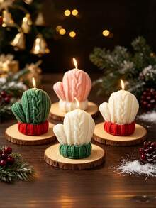 Cirelle 1PC Knitted‑Texture Christmas Mitten Shaped Scented Candle, Cute Winter Glove Decor Wax Candle, Festive Xmas Table Decor Atmosphere Ornament - multicolor - View 1