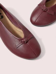 CUCCOO DOLLMOD Women's Shoes Burgundy Simple Thin Strip Decoration Low Vamp Shoes Flat Bottom Korean Literary And Artistic Style Daily Commute Versatile Fall Shoes - Burgundy - View 4