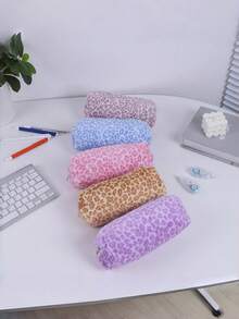Sweet And Edgy Plush Leopard-Print Pen Case, High-End Appearance, Ultra-Soft Makeup Bag, Student Stationery Box, Large Capacity Storage Bag. - multicolor - View 10