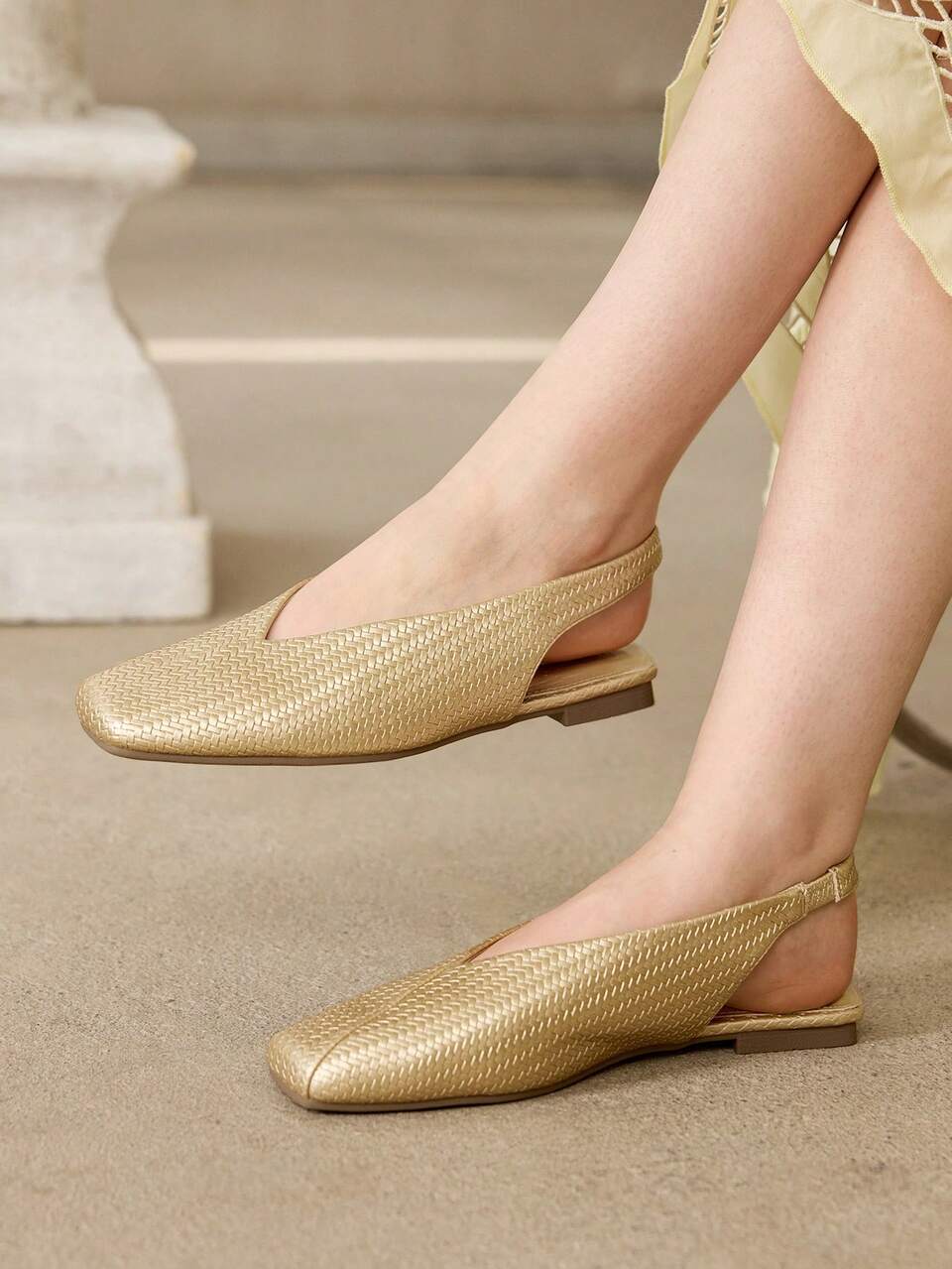 MOTF WOMEN'S VINTAGE SQUARE TOE FLAT BACKLESS CLOSED TOE SANDALS, GOLD VERSATILE ELEGANT SHOES FALL SHOES