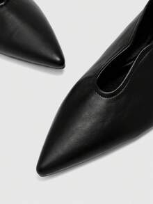 CUCCOO BIZCHIC Women's, Black V-Cut Pointed Flats, Workplace Commuter Dress, Work Shoes. - Black - View 7