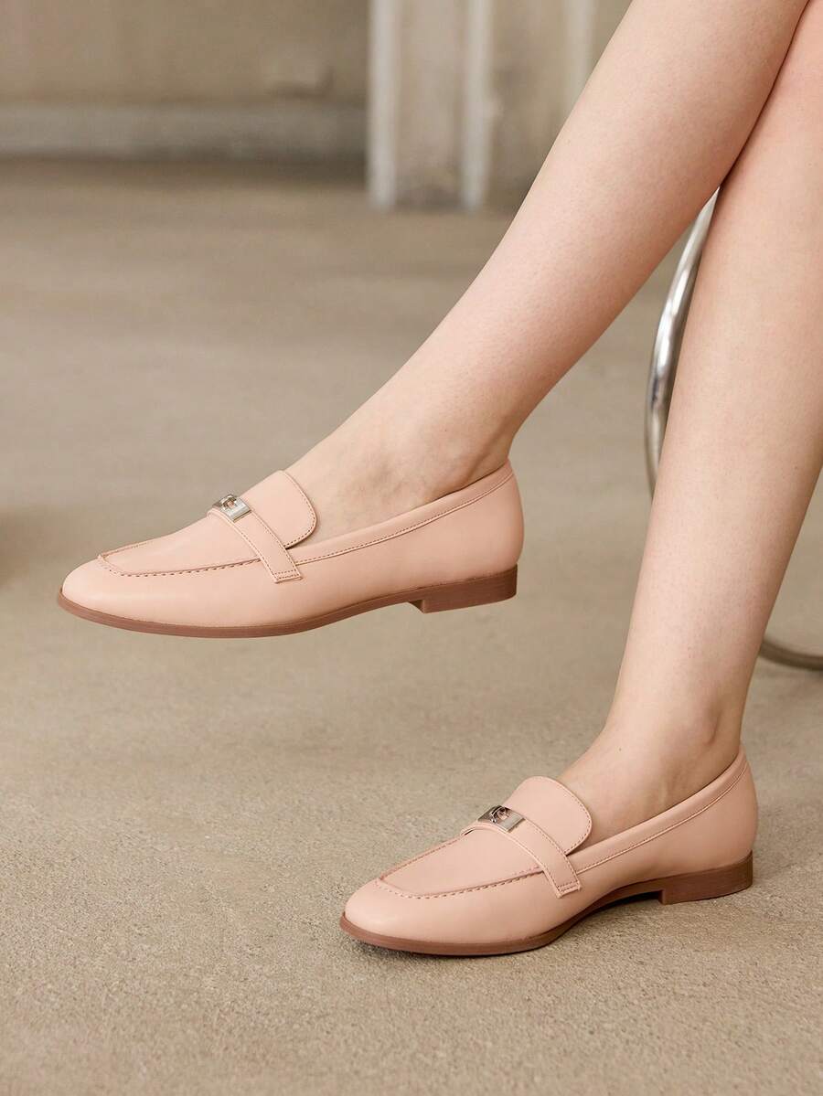 MOTF WOMEN'S SIMPLE AND COMFORTABLE COMMUTER METAL DECORATIVE FLAT SHOES - Pink - View 2