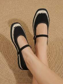 Styleloop Women's Retro Embroidered Flannel Pull-Up Belt Flat-Soled Shoes - Black - View 2