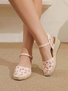 Styleloop Ladies Wedge Heel Round Toe Embroidered Mesh Flower Casual Beach Vacation Style Shoes Sandals - Pink - View 2