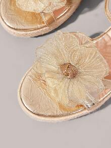 Styleloop Women's Shoes, Brown, Flower Embroidered Hemp Rope Straw Shoes, Wedge Heel Platform Sandals, Height-Enhancing Holiday Bohemian Wear - Gold - View 5