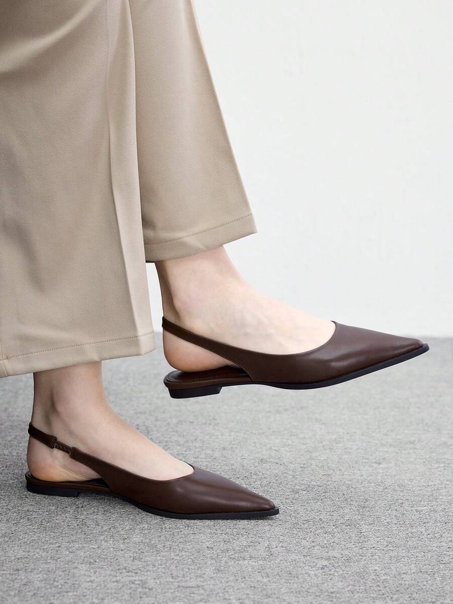 CUCCOO BIZCHIC 女款平底尖頭簡約棕色後扣slingback女鞋,日常百搭輕便舒適通勤上班鞋 - 深棕色PU - 查看 1