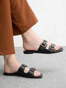 CUCCOO BIZCHIC 夏季新款黑色單扣女式平底涼拖鞋 休閒時尚百搭舒適通勤女鞋 - 黑色 - 查看 3