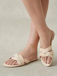 Beige 8