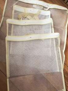 1個襪子收納掛袋，衣櫥內衣收納工具，學生宿舍床邊牆掛式網袋 - 白色 - 查看 2