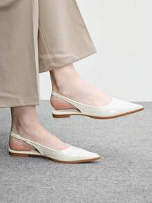 CUCCOO BIZCHIC 女款平底尖頭簡約白色後扣slingback女鞋，日常百搭輕量舒適通勤鞋 - 米白色鏡面 - 查看 1