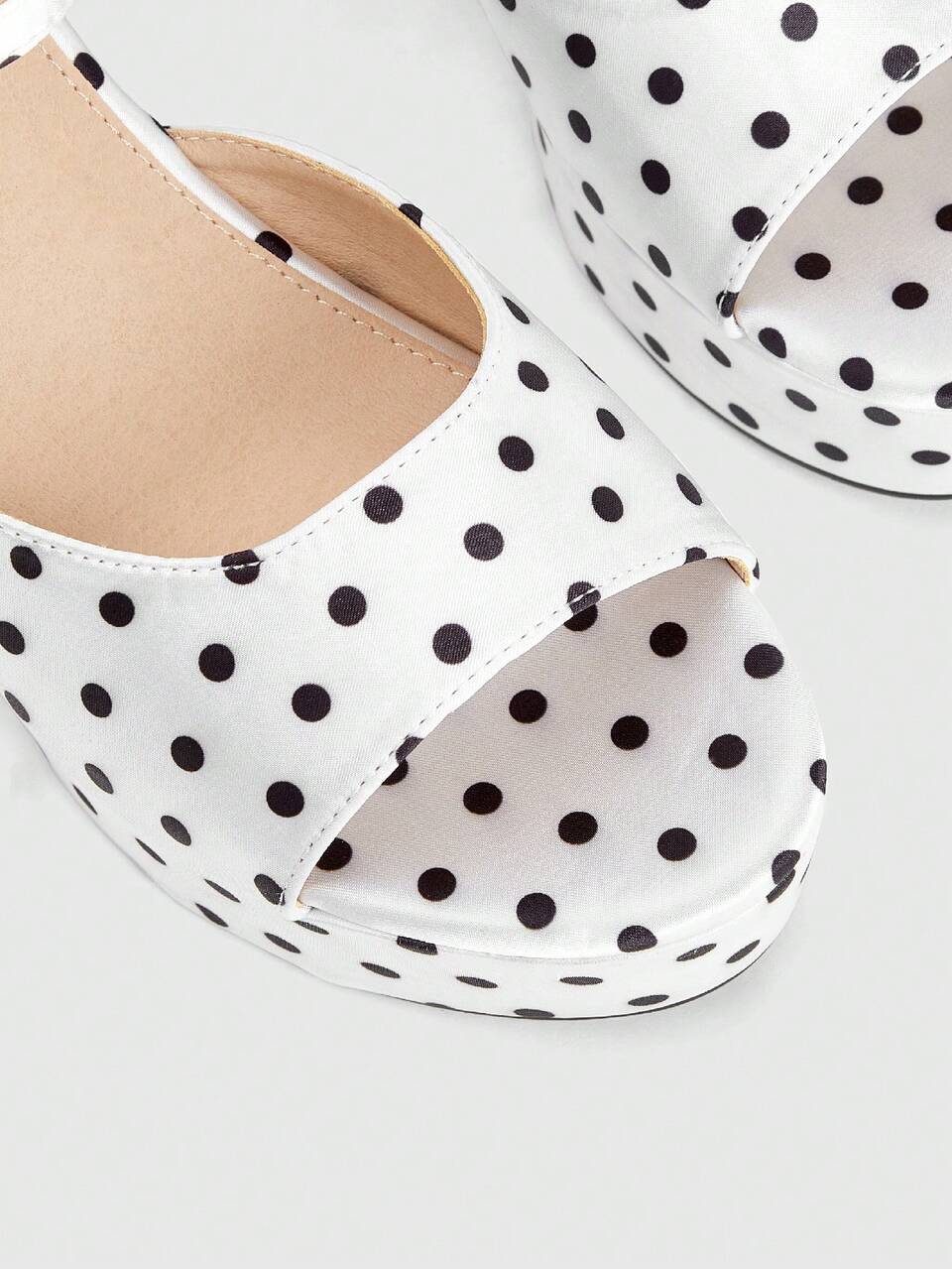 CUCCOO LuxiPop White Polka Dot Simulated Silk Surface Women's Wedge Heel Platform Sandals Summer Buckle Open-Toed High-Heeled Women's Shoes
