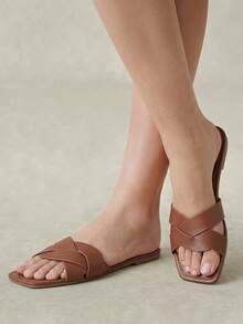 Styleloop Retro Flat Bottom , Square Toe Slippers Open-Toed Simple, Fashionable And Soft Commuter Holiday Sandals Versatile Outer Women's Shoes - Light brown - View 2