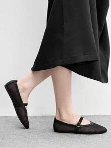 CUCCOO BIZCHIC 簡約扣飾低鞋口女鞋，細帶平底溫柔風休閒鞋，透氣通勤日常百搭 - 黑色 - 查看 4