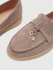CUCCOO BIZCHIC Women's Loafers Soft Upper Thick Sole Retro Deep Cut Round Toe British Style Light Gray Commute Slip-On Slouchy Shoes - Light Grey - View 4