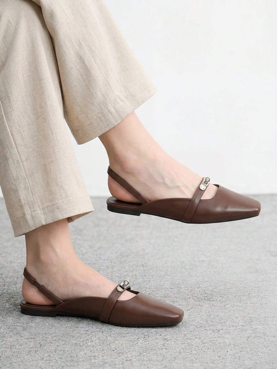 CUCCOO BIZCHIC Women Shoes Small Square Toe Flat Bottom Brown Rear Strap Women's Low Vamp Flat Bottom Slingback Shoes Light, Comfortable And Simple Commuting