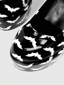 ROMWE Women's Casual And Stylish Round-Toe Closed-Toe Wedge Platform Shoes With A Punk-Style Gothic Solid Color Fabric Outsole Featuring A Bat Pattern. Fall Shoes - Bright black - View 5