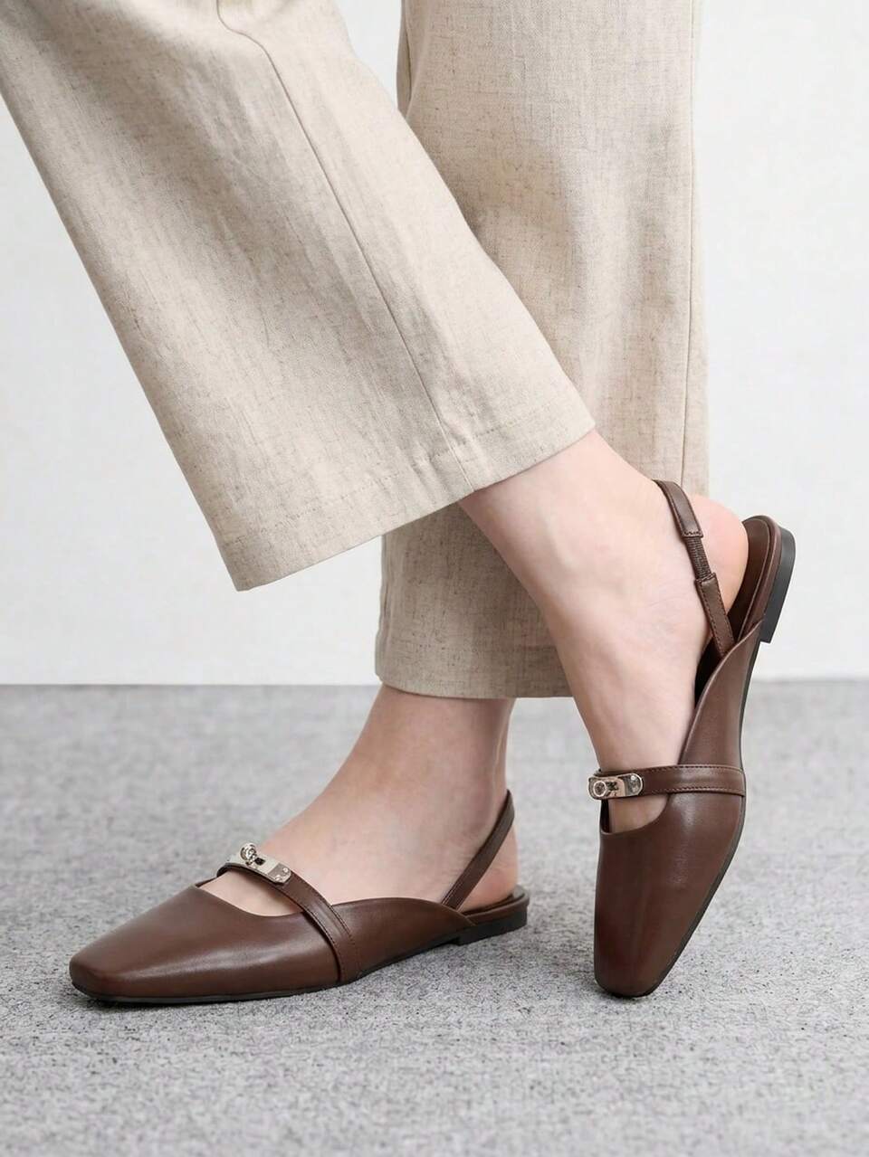 CUCCOO BIZCHIC Women Shoes Small Square Toe Flat Bottom Brown Rear Strap Women's Low Vamp Flat Bottom Slingback Shoes Light, Comfortable And Simple Commuting