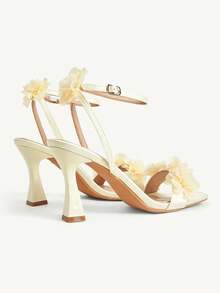 CUCCOO CHICEST Summer Yellow Sardine Flower Square Toe Thick Heel Elegant Fairy Style Roman Ladies High Heel Sandals - Yellow - View 7