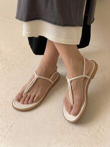 HighSole 女士平底凉鞋，趾带设计，舒适百搭，适合春夏户外/室内穿着，简约时尚，适合度假、日常通勤，优雅复古风。 - 米 - 查看 3